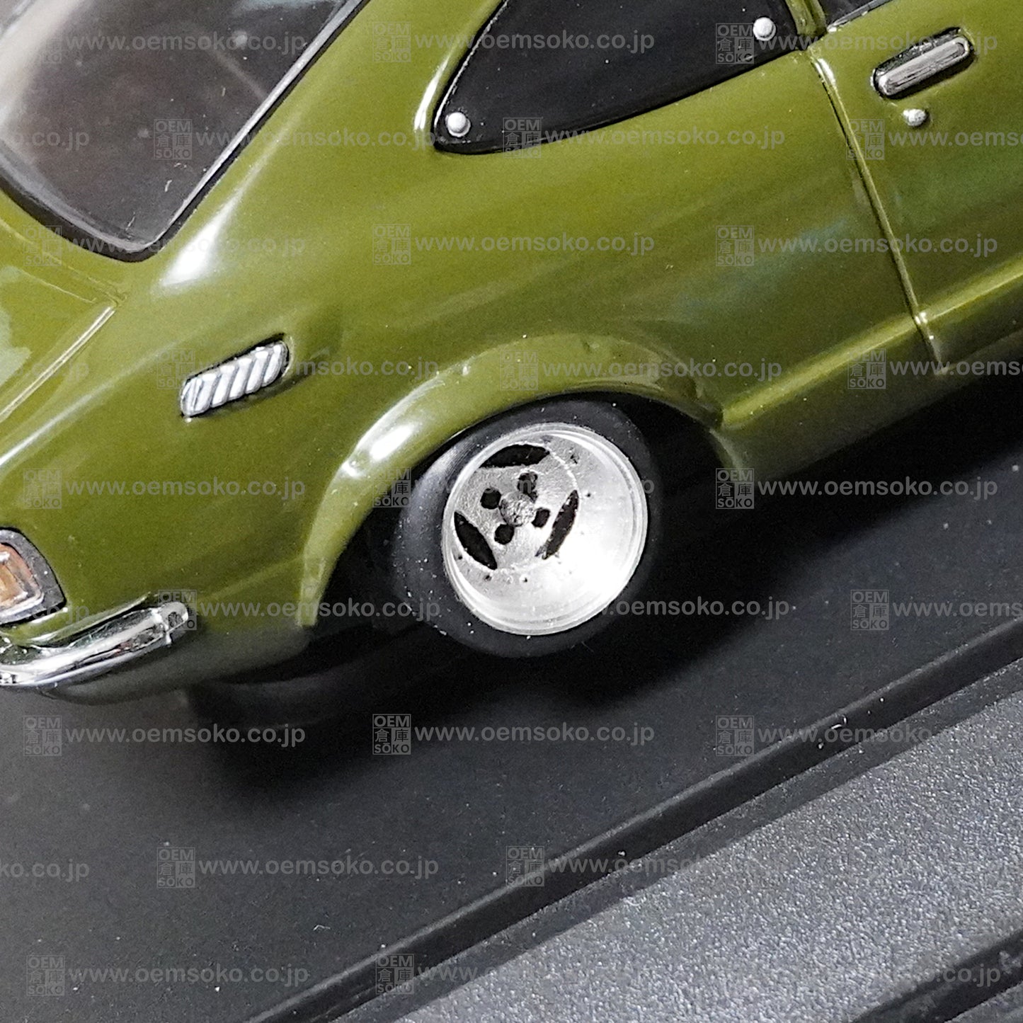 [Modified] 2002 Release Ebbro TE27 Toyota Corolla Levin 1/43 Scale