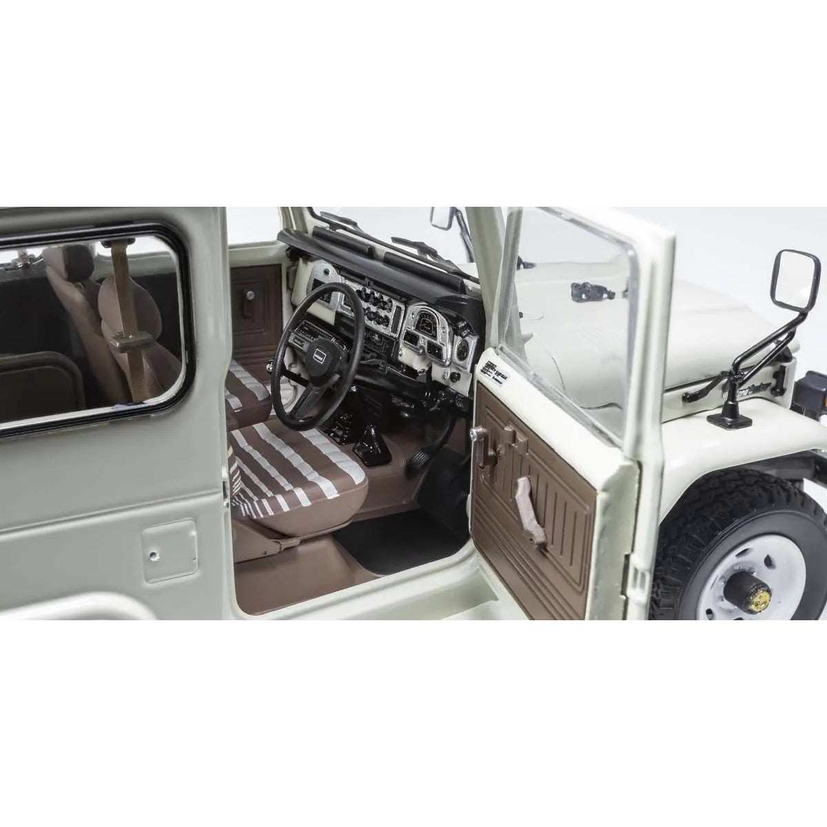 Kyosho Original 1/18 Toyota Land Cruiser 40 Van