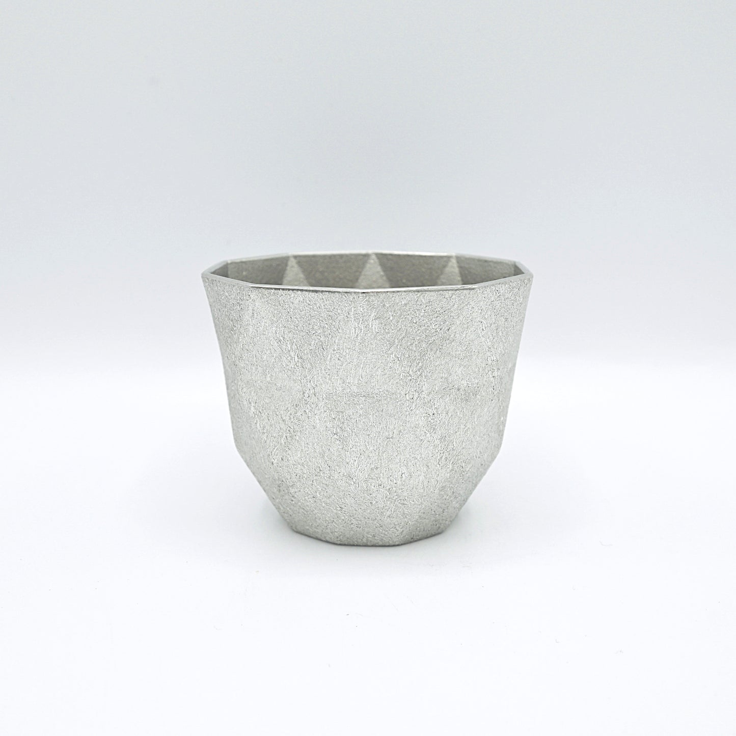 茶酒器の原点 錫ぐい呑み